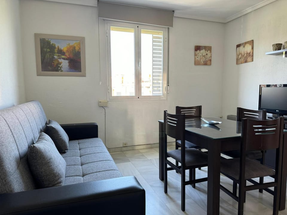 TV and multimedia, Seating area
