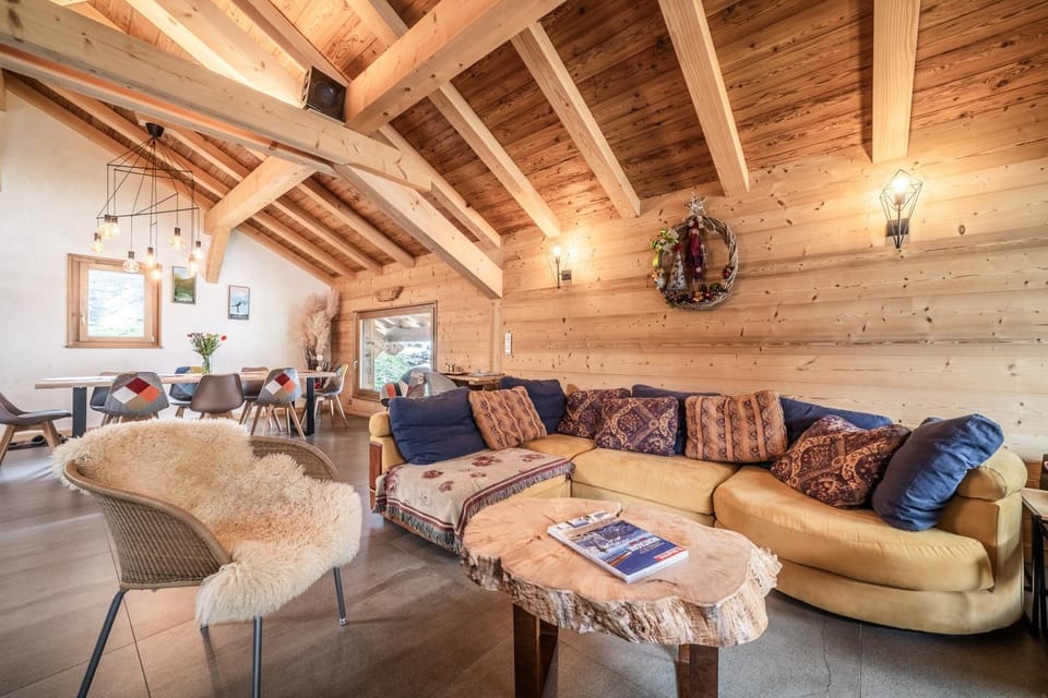 Property building, Living room