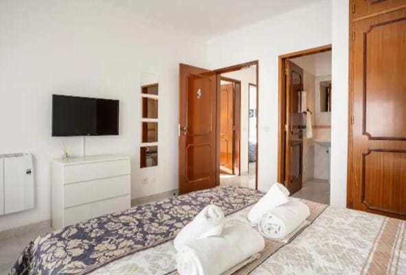 Blife Allya private rooms Apartment in Faro