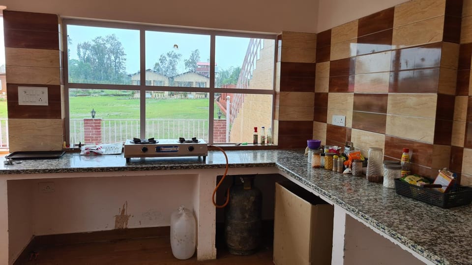 Kitchen or kitchenette, stove