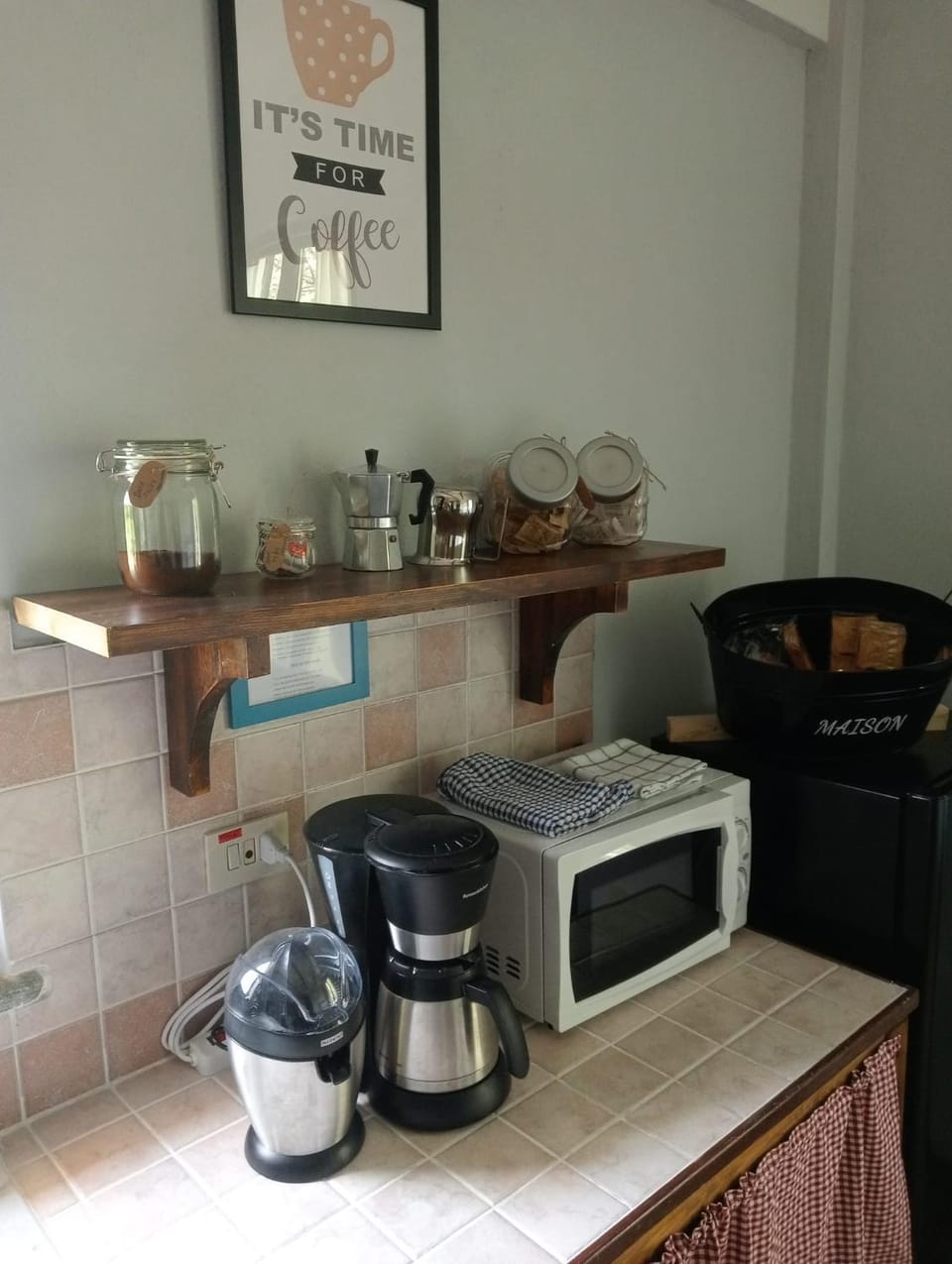 Coffee/tea facilities