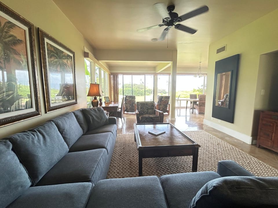 Island paradise w/ ac- kbv37G4- Sullivan House in Kapalua