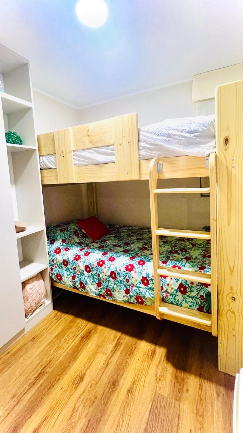 bunk bed
