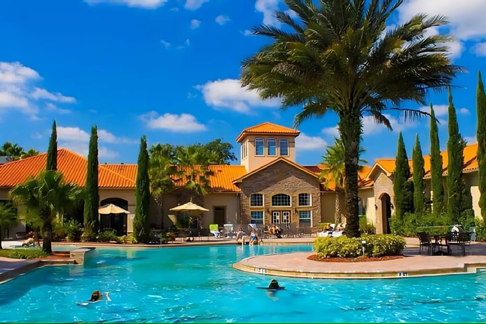 Property building, Swimming pool