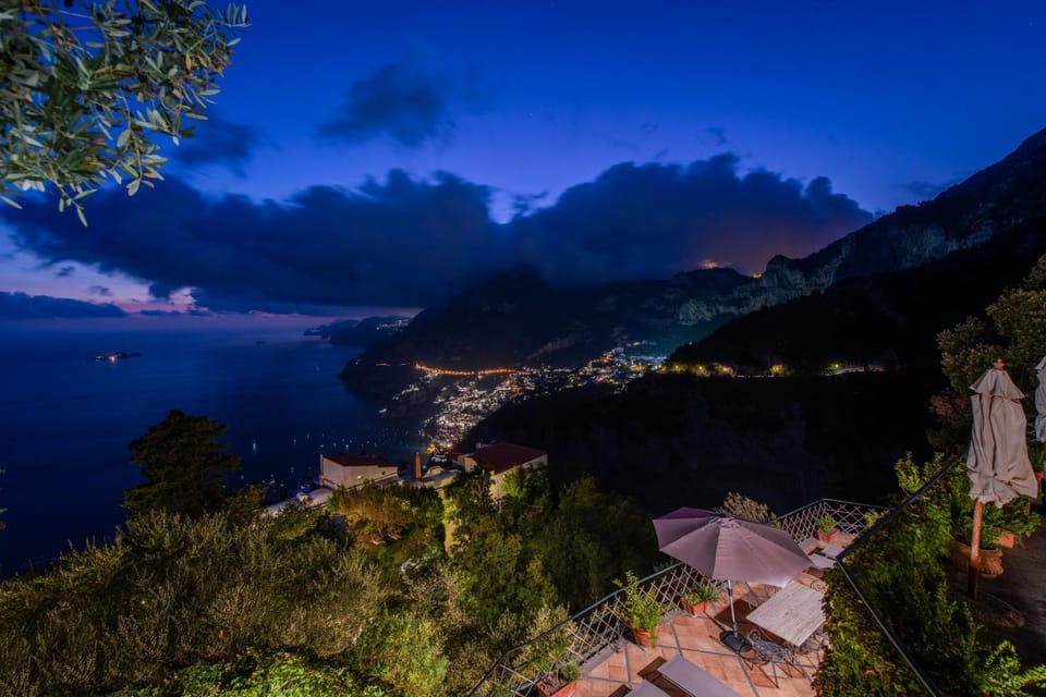 City view, Sea view