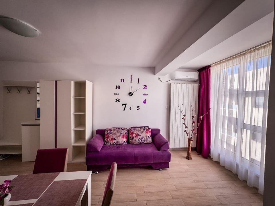 Papaya Apartment on the Seafront Apartment in Constanța County