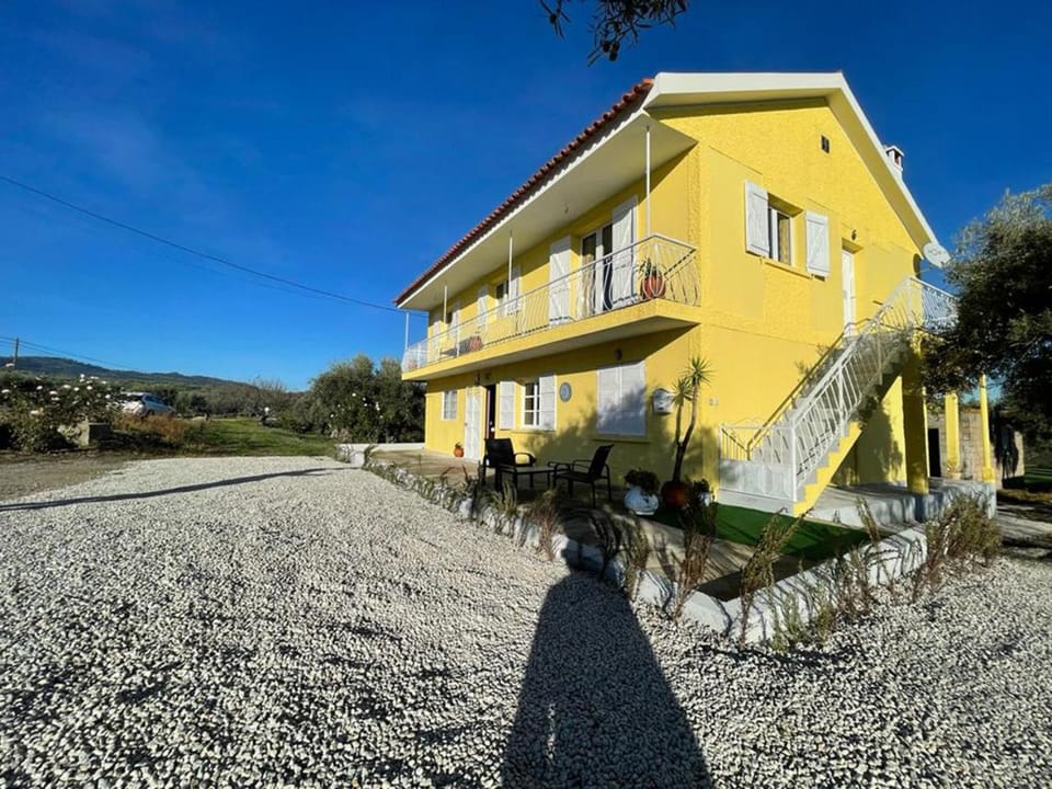 Property building, Parking