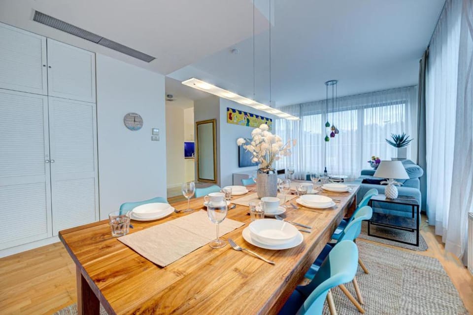 Dining area, Food, Food
