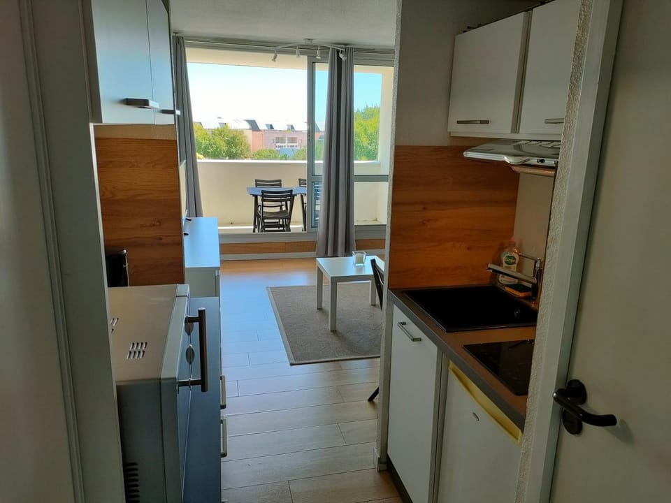 Studio Plage des Minimes Apartment in La Rochelle