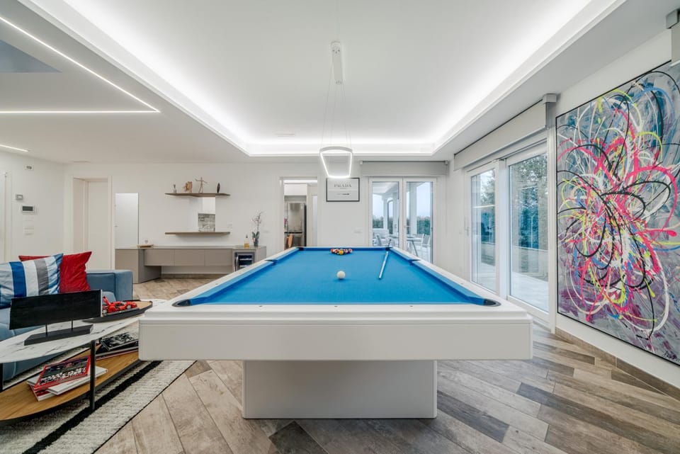 Billiard