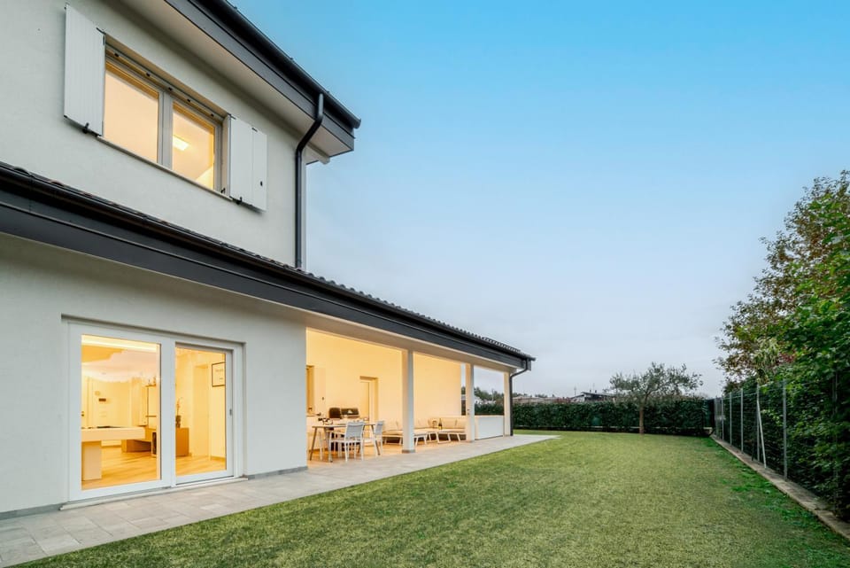 Property building, Patio, Garden
