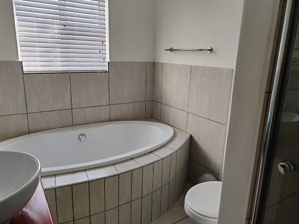 Bathroom, Bath