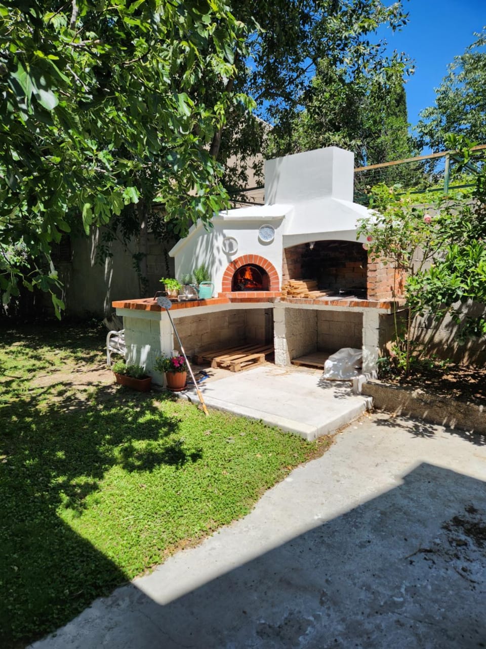 Mali Lovor Apartment in Split-Dalmatia County