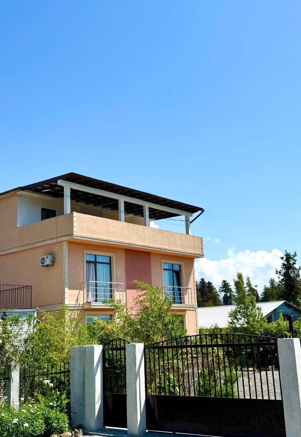 Property building, Balcony/Terrace