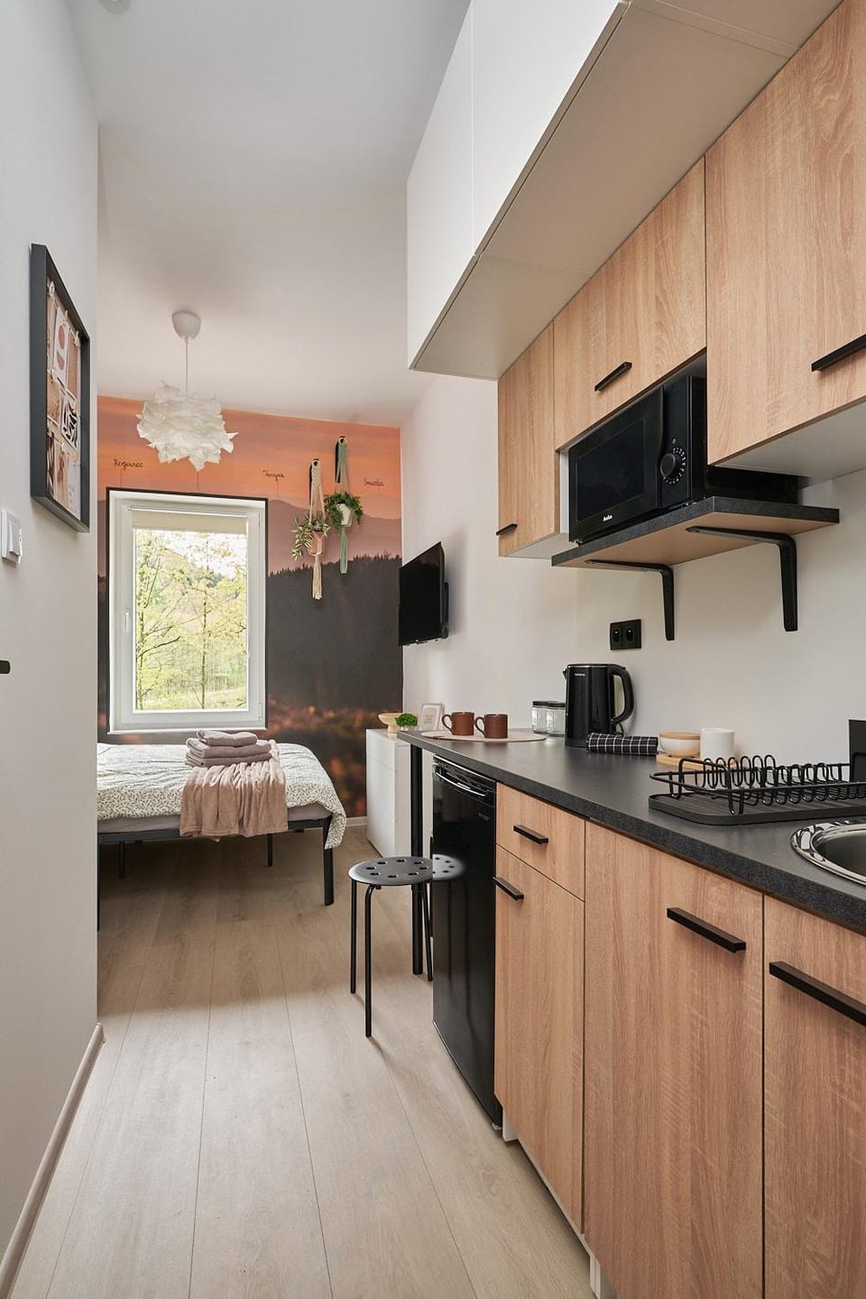 Bed, TV and multimedia, Kitchen or kitchenette, minibar, towels, towels