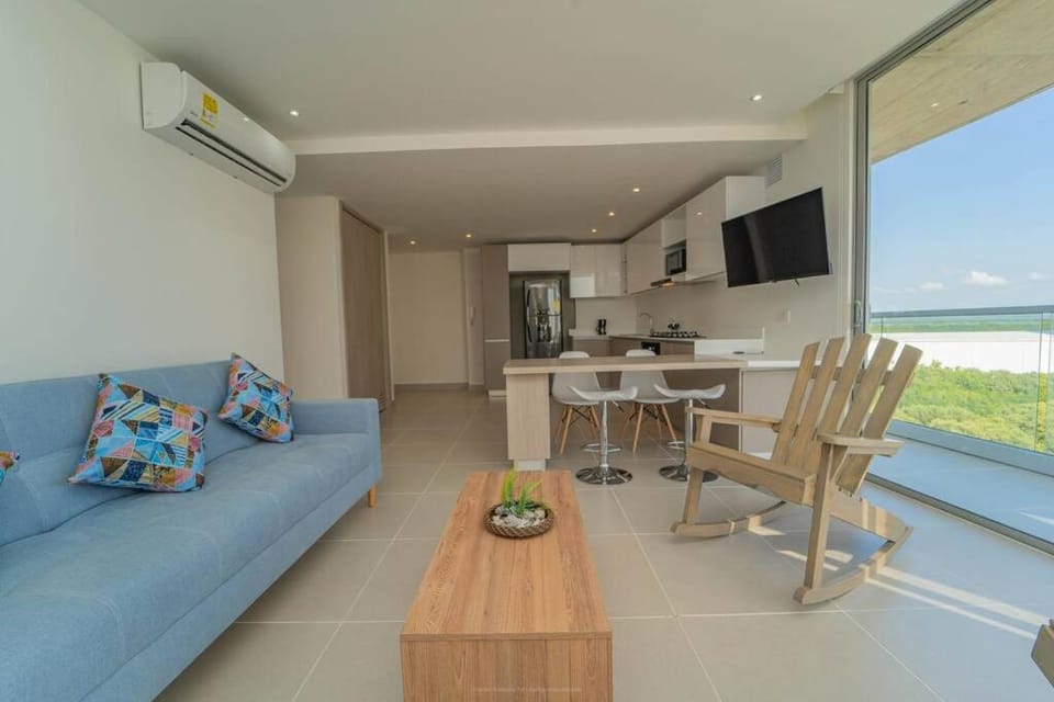 Communal lounge/ TV room, Kitchen or kitchenette, Living room, Dining area