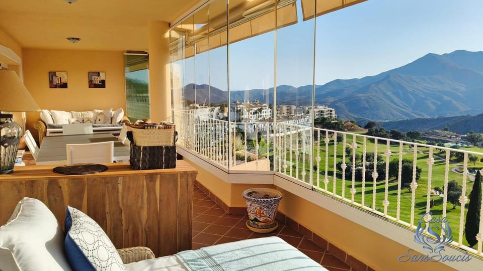 View (from property/room), Balcony/Terrace
