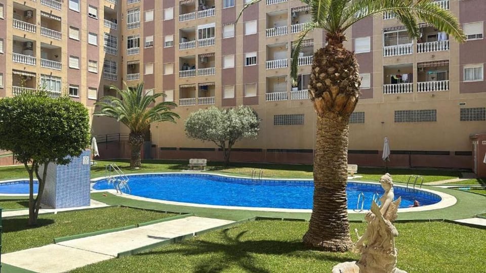 bonito apartamento en Torrevieja Apartment in Torrevieja