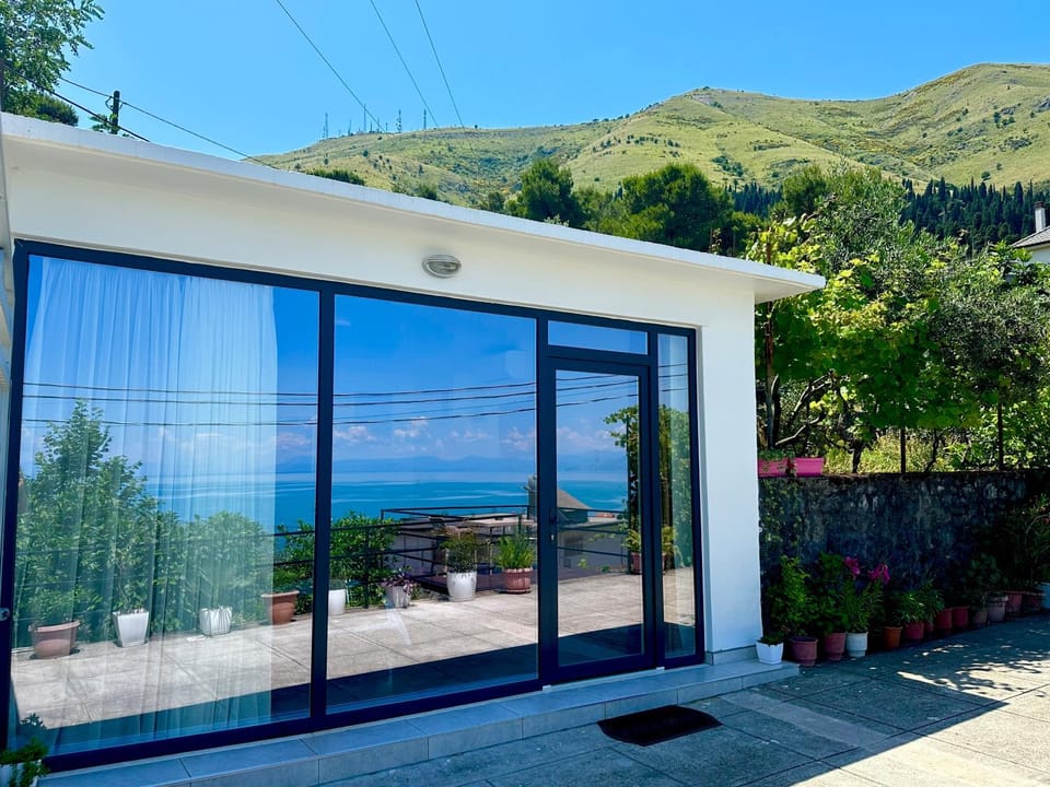 Three Brothers Bed and Breakfast in Montenegro