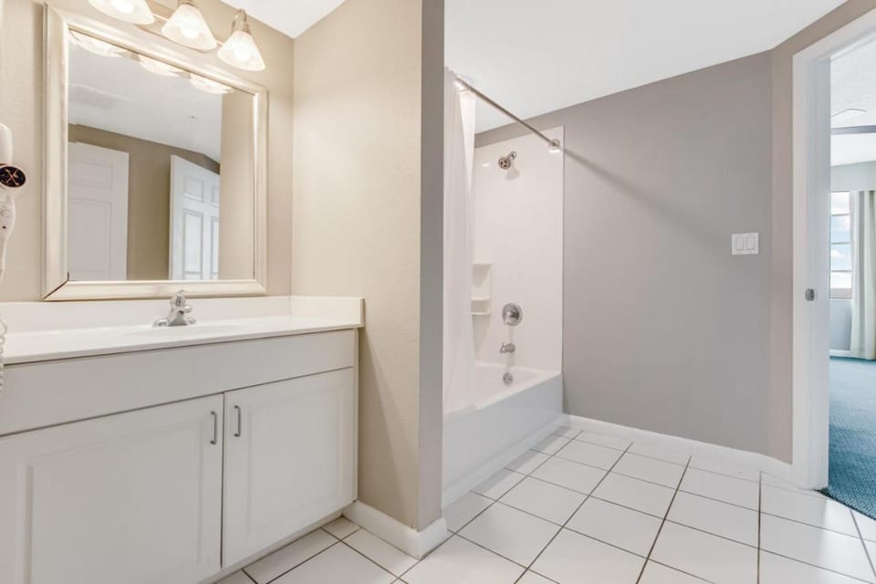10th Floor Oasis Stunning 2BR with Spacious Private Double Balcony at The Wyndahm Ocean Walk Resort House in Florida