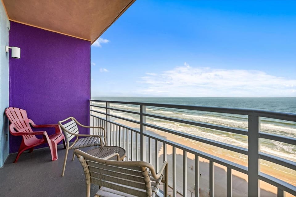 Serene Oceanfront Getaway 1BR with Private Balcony at Wyndham Oceanwalk House in Florida
