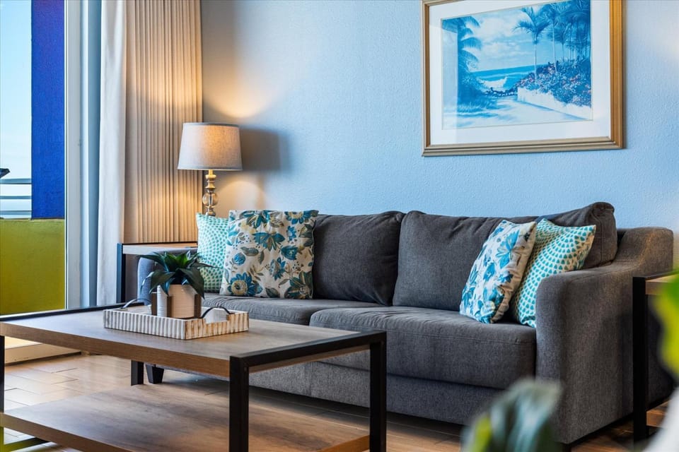 Glorious Oceanfront Escape, 1BR Condo with Private Balcony at Wyndham Oceanwalk House in Florida