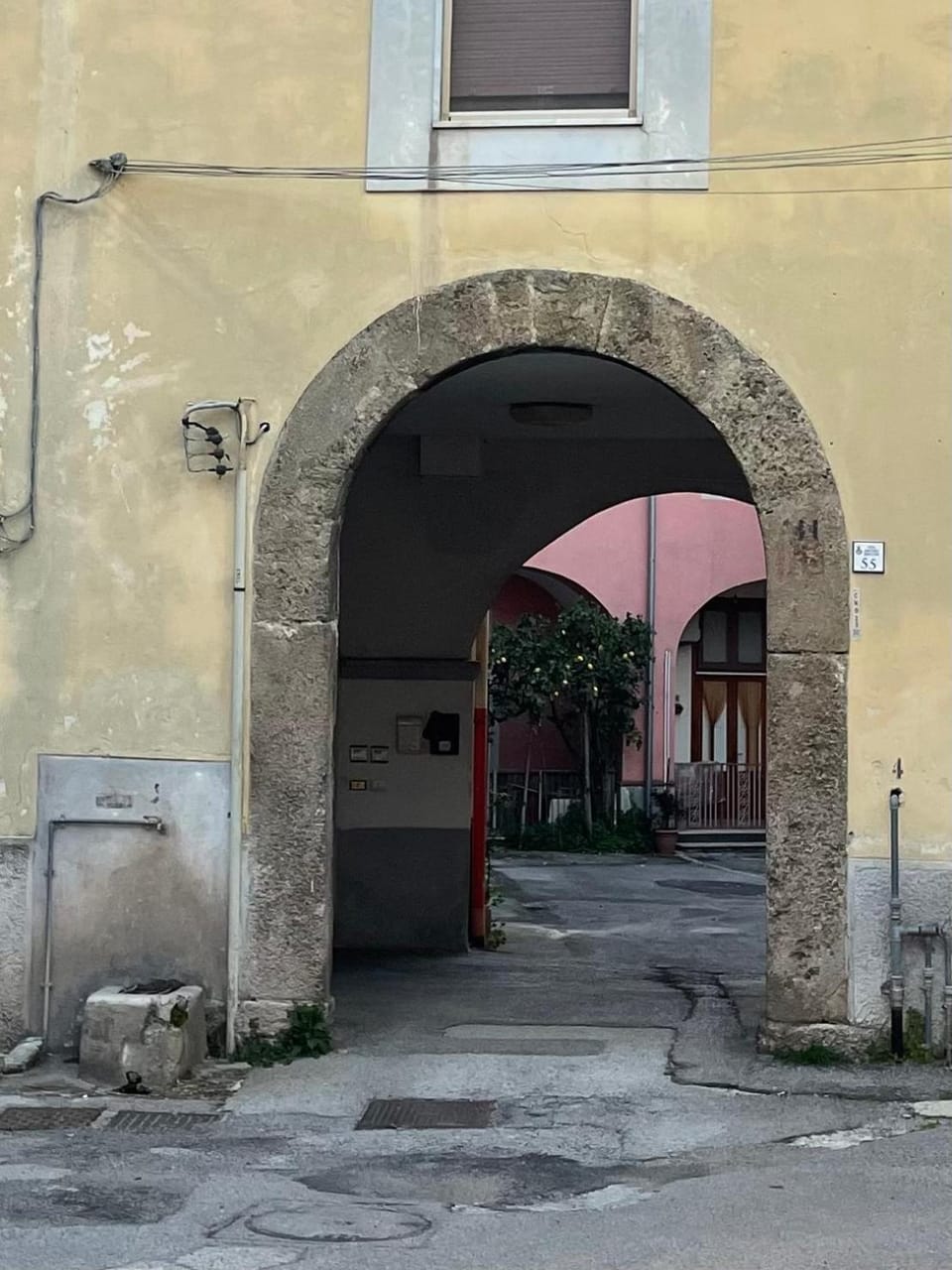 Facade/entrance