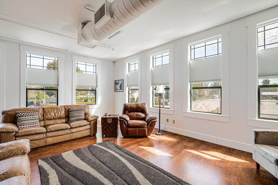 Modern Blaine Condo Rental Less Than 1 Mi to Boat Harbor! Apartment in Blaine