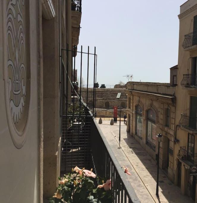 City view, Street view, Location