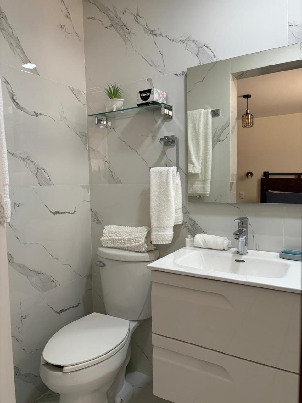 Shower, Bathroom, towels