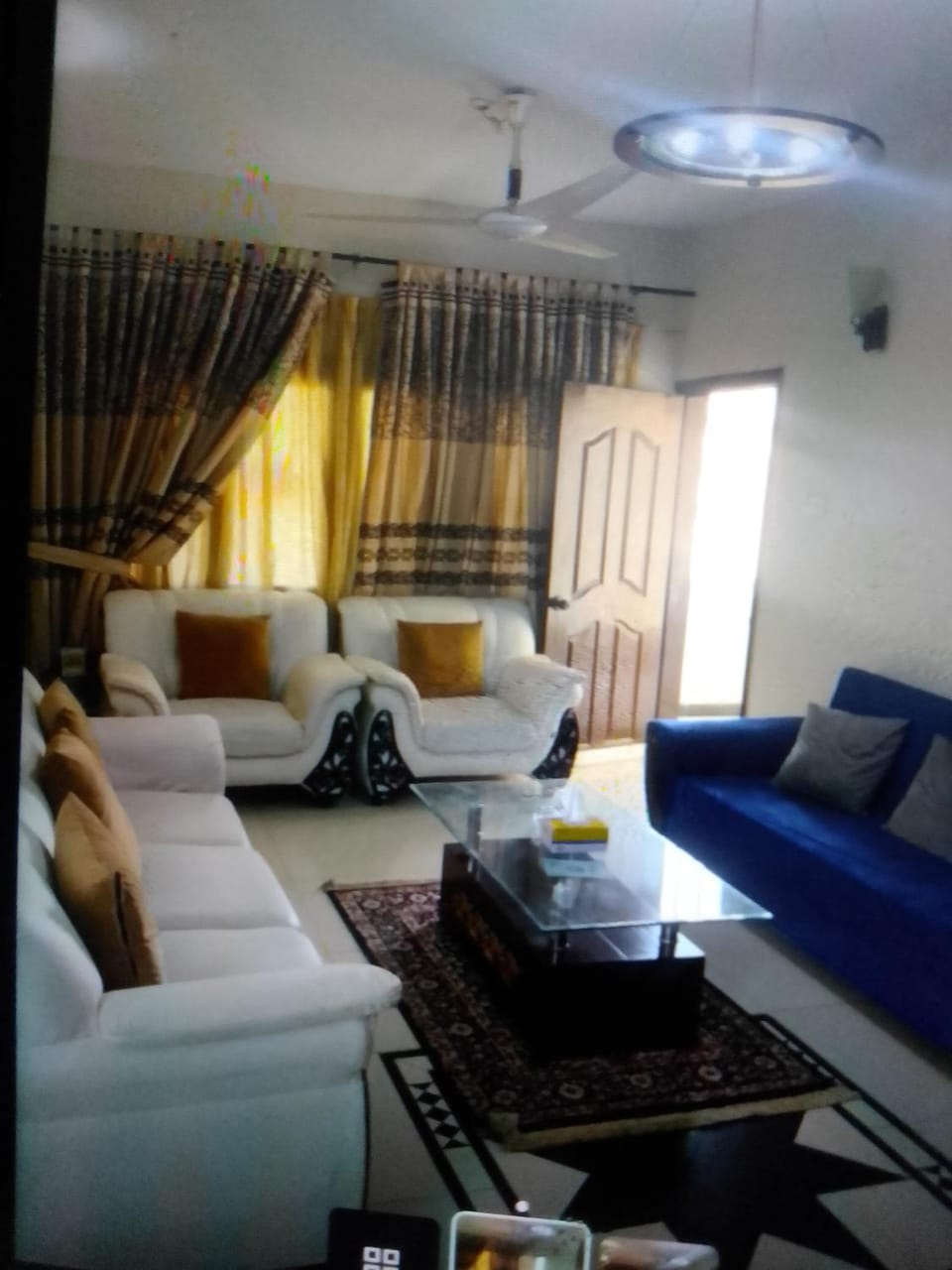 Homey vibes Residences Apartment in Karachi