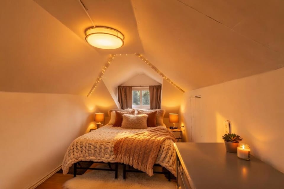 Kosecki Kottage - hot tub, sundeck, firepit & more House in Lake Erie