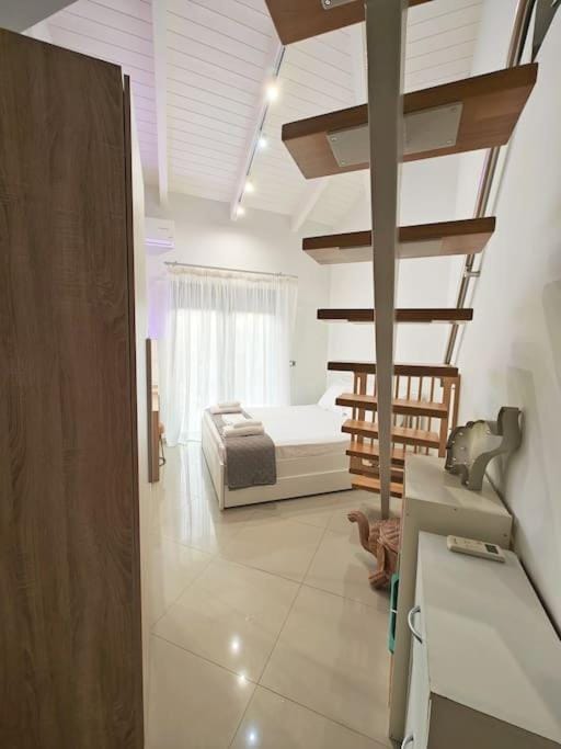 Alexiou Luxury Villa with treehouse Villa in Peloponnese, Western Greece and the Ionian