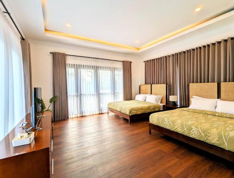 Cottonwood Villa Mewah Nilaya Dago BBQ Billyard Villa in Bandung
