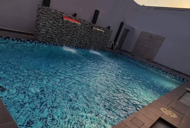 The Blue Residence with 4 bedrooms & 4 bathrooms House in Kedah