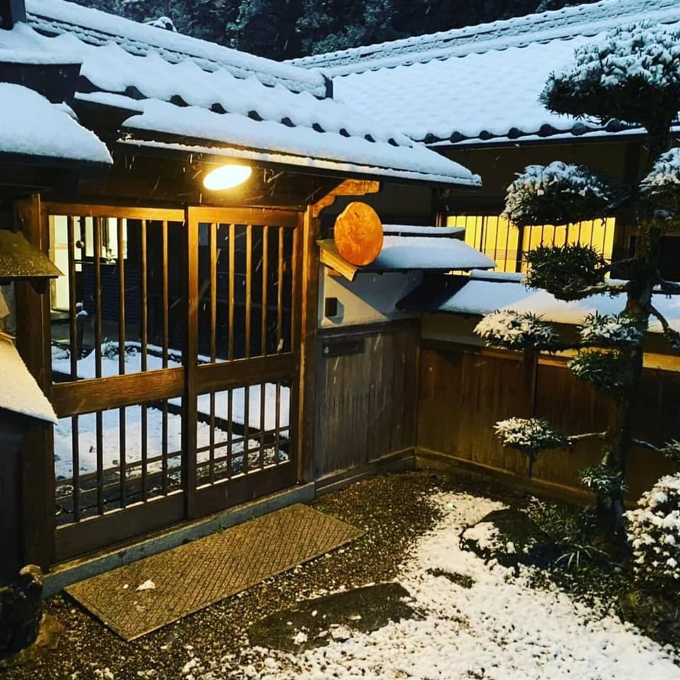 Property building, Day, Winter