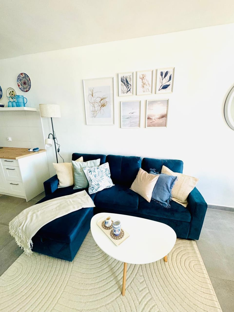 Bed, Living room, Seating area, Bedroom