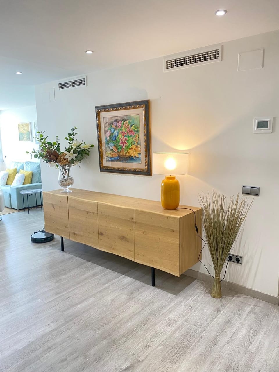 Homely Home Marbel Center Vistas Al Mar Apartment in Marbella
