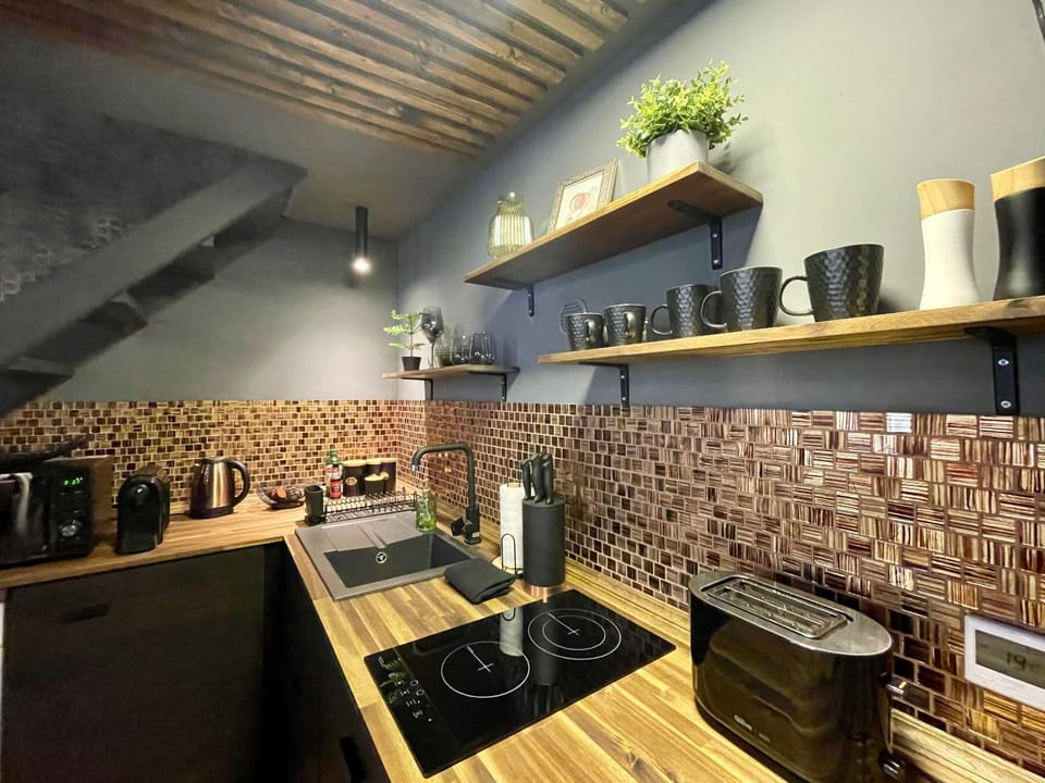 Coffee/tea facilities, Kitchen or kitchenette