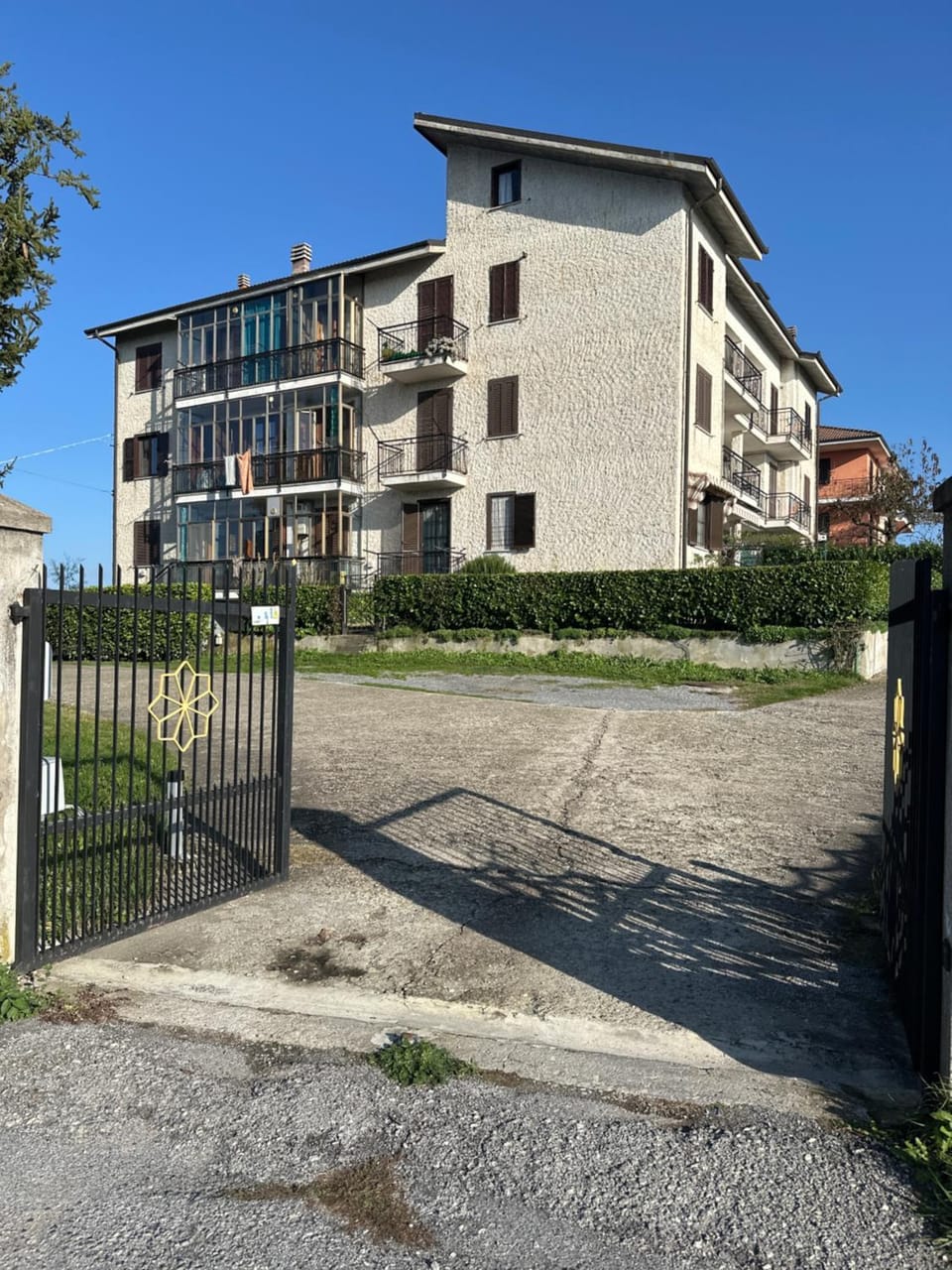 Property building, Street view