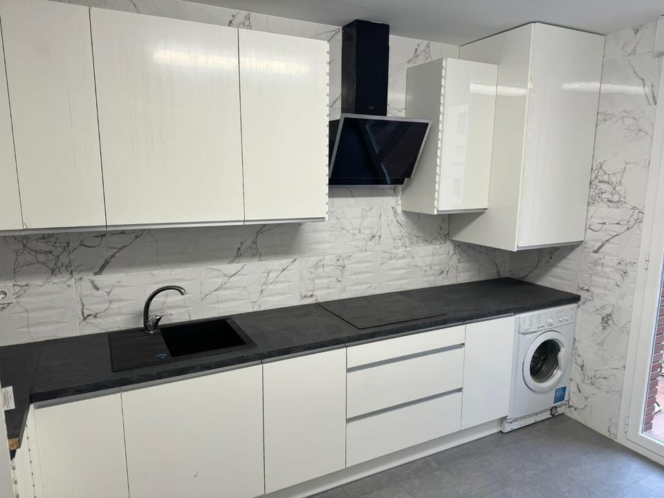 Kitchen or kitchenette, dishwasher, minibar, pet friendly, stove, washing machine