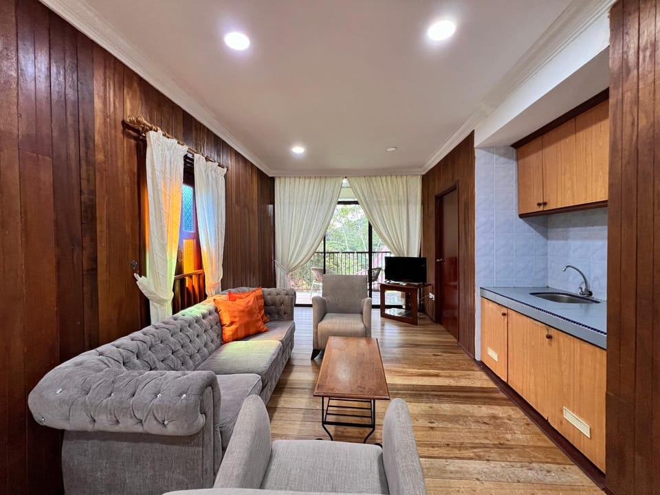 LiLLA Hilltop Retreat - Janda Baik Resort in Selangor, Malaysia