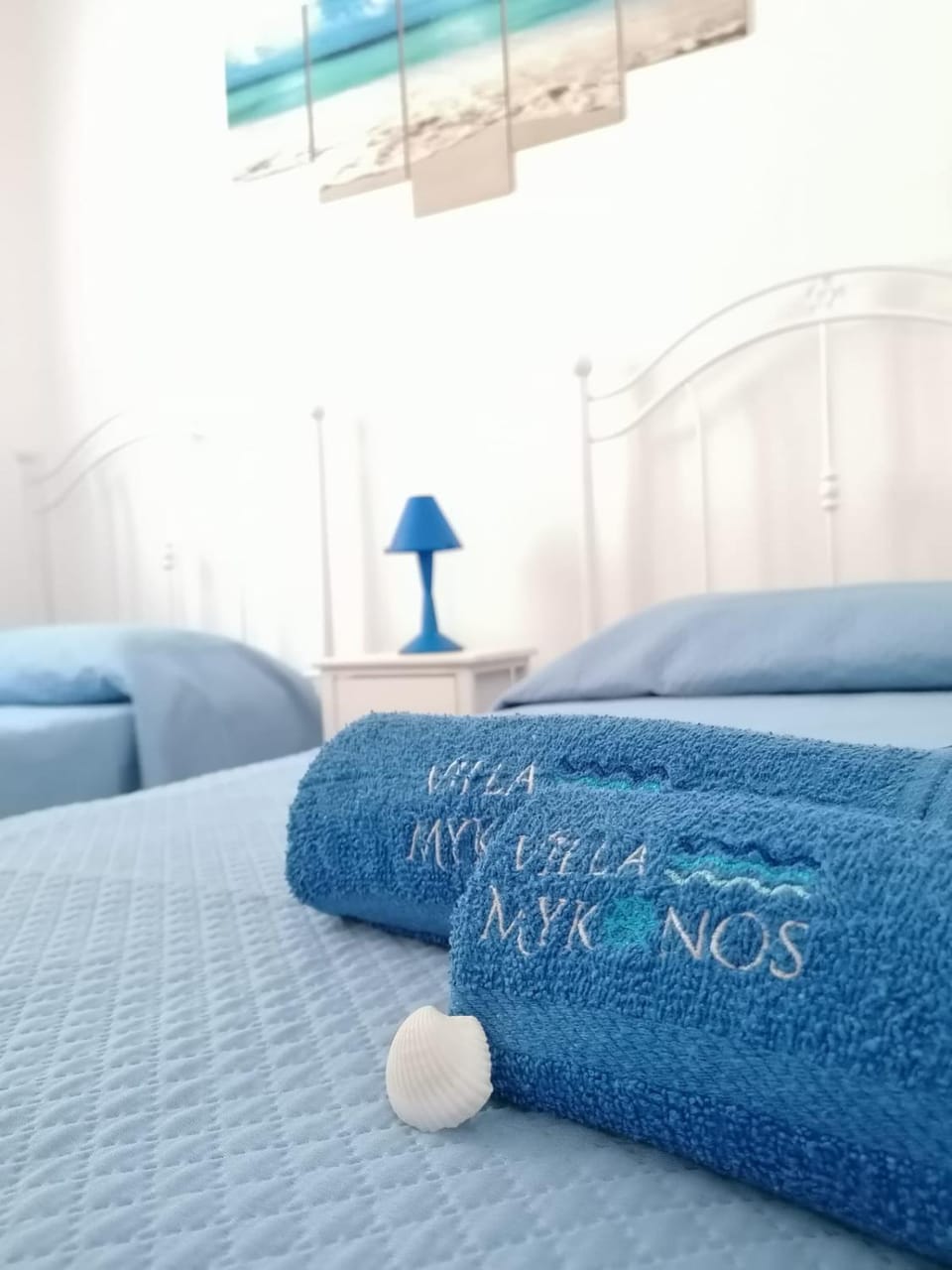 Bed, Bedroom, towels, towels