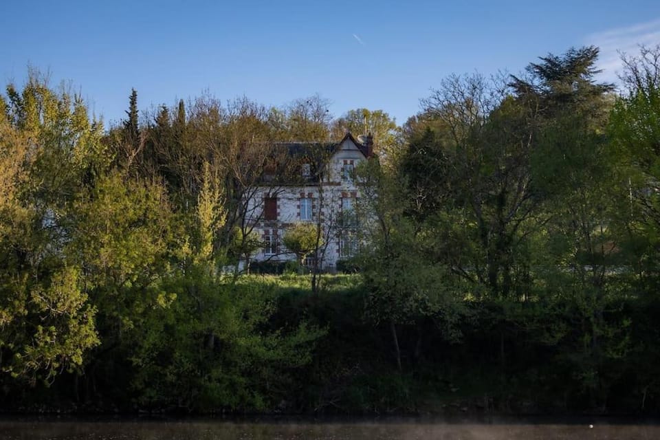 *Belle Epoque* residence between Sologne and Berry Villa in Centre-Val de Loire