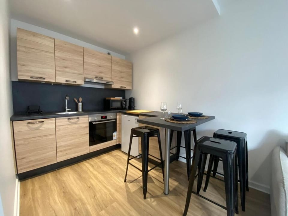Pasteur - Appart 40m2 cosy neuf avec garage privé Apartment in Clermont-Ferrand