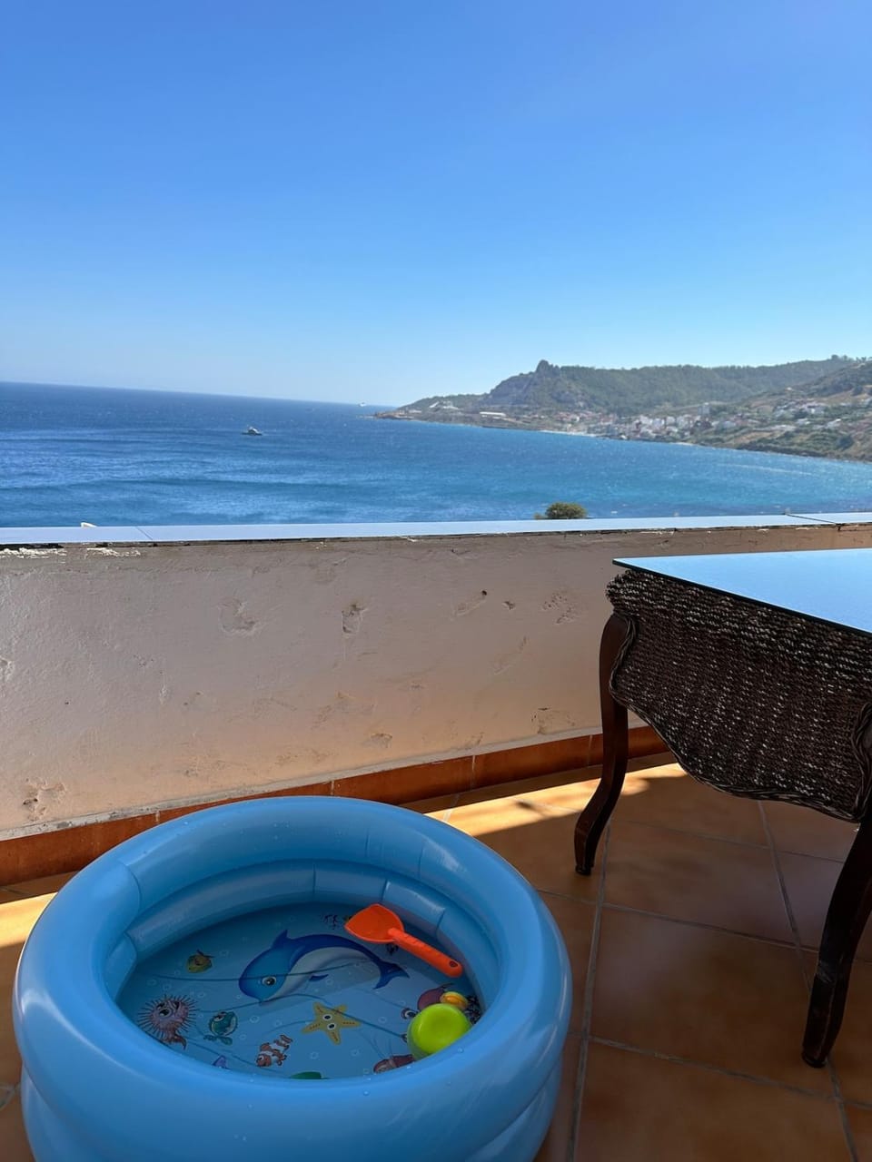 View (from property/room), Balcony/Terrace, Beach, Mountain view, Sea view, Swimming pool
