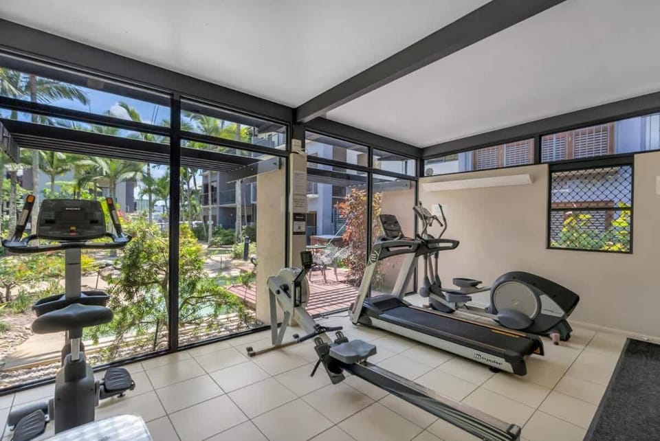 Tropic Nest - Resort-Style Escape by the Waterfront Apartment in Cairns