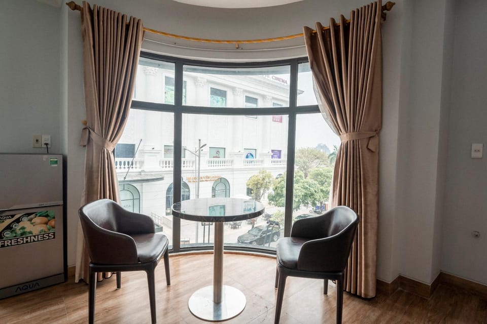 Riverside Row Apartment Hotel in Laos