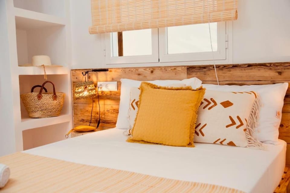 Can Sorra - Modern & Stylish Villa House in Formentera