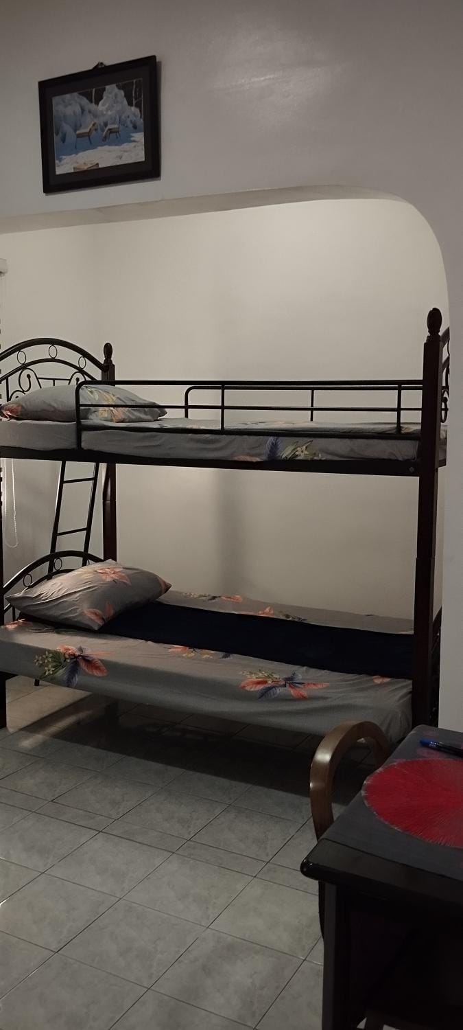 11 Guest - Unit 3 Apartment in Santa Rosa